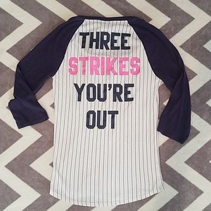 Pink VS New York Yankee